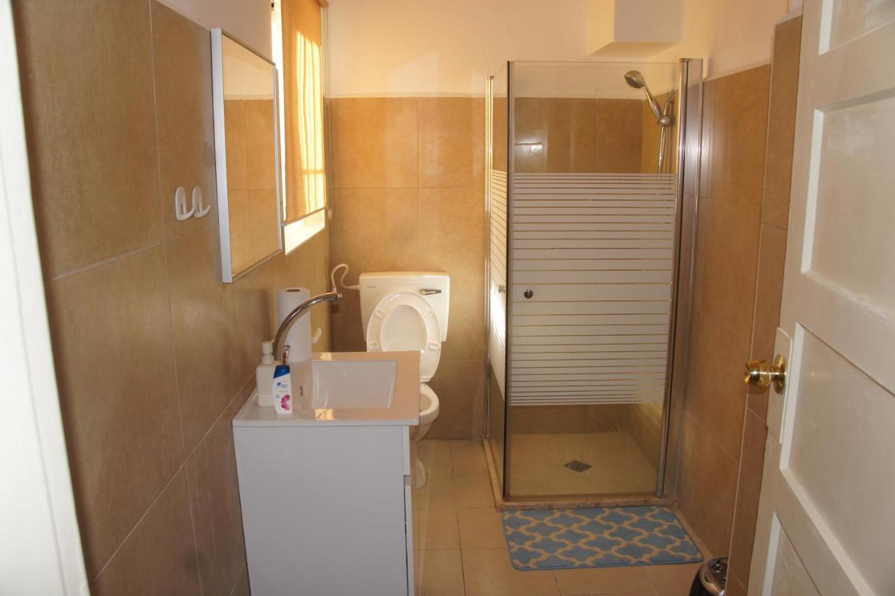 City Hall Hostel حيفا المظهر الخارجي الصورة