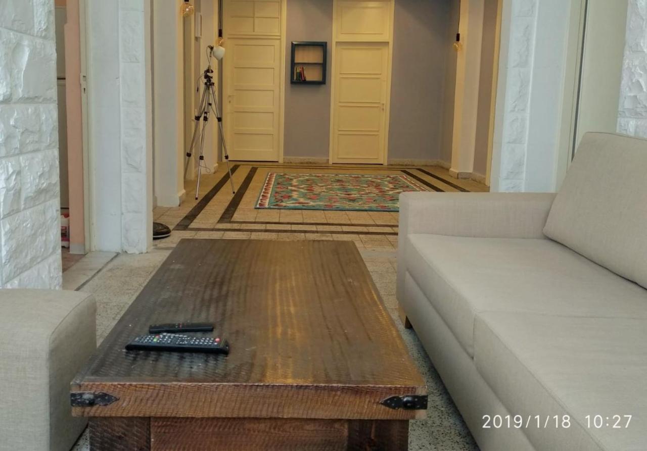 City Hall Hostel حيفا المظهر الخارجي الصورة
