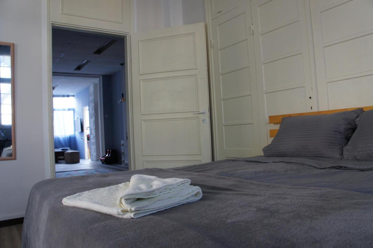 City Hall Hostel حيفا المظهر الخارجي الصورة